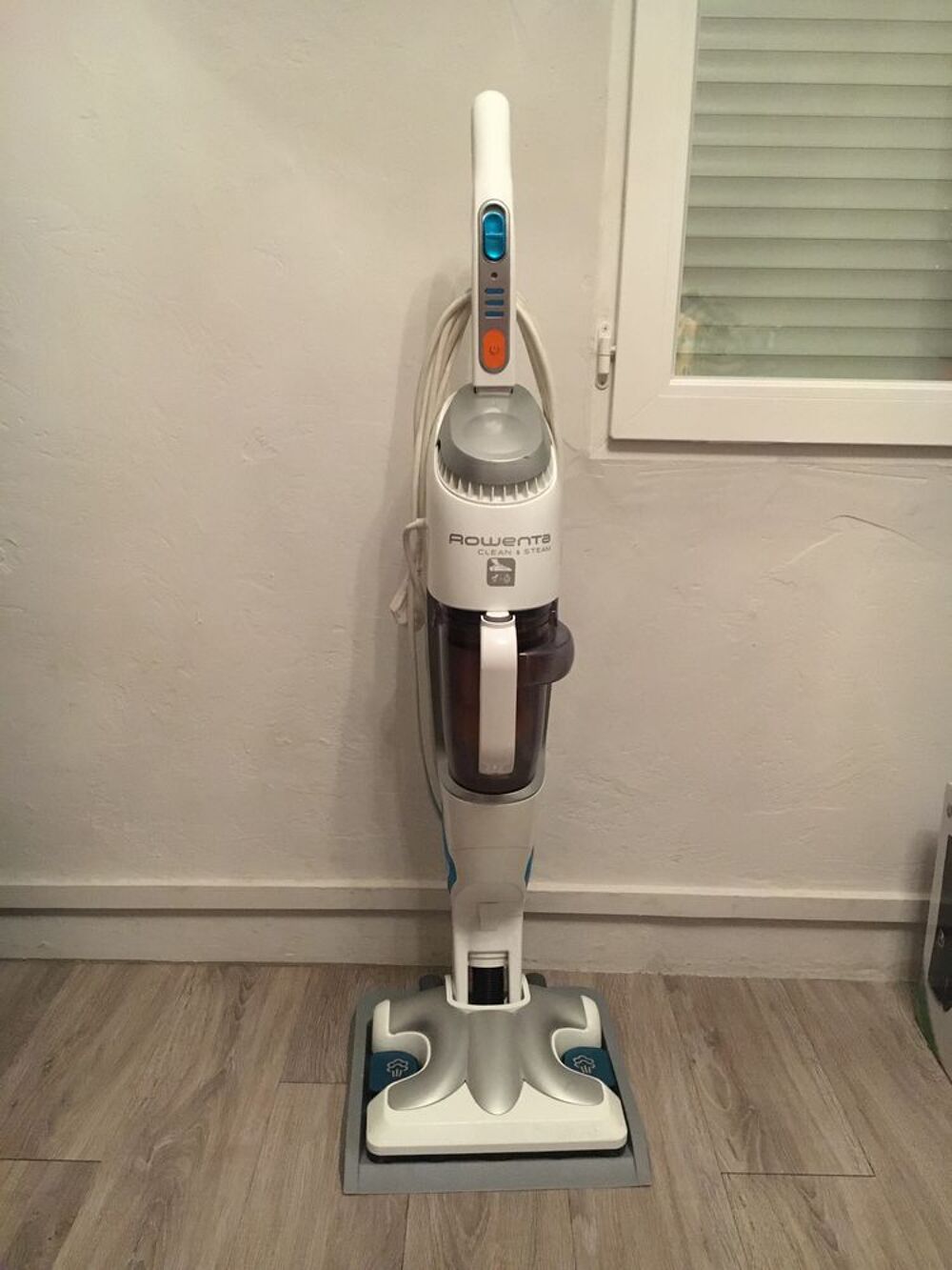 aspirateur balais vapeur rowenta Electroménager