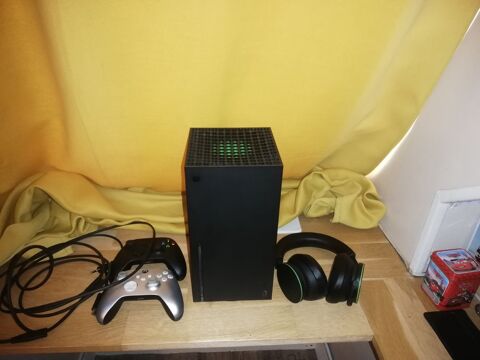 Xbox serie X de 2024 1 To 450 Laroche-Saint-Cydroine (89)