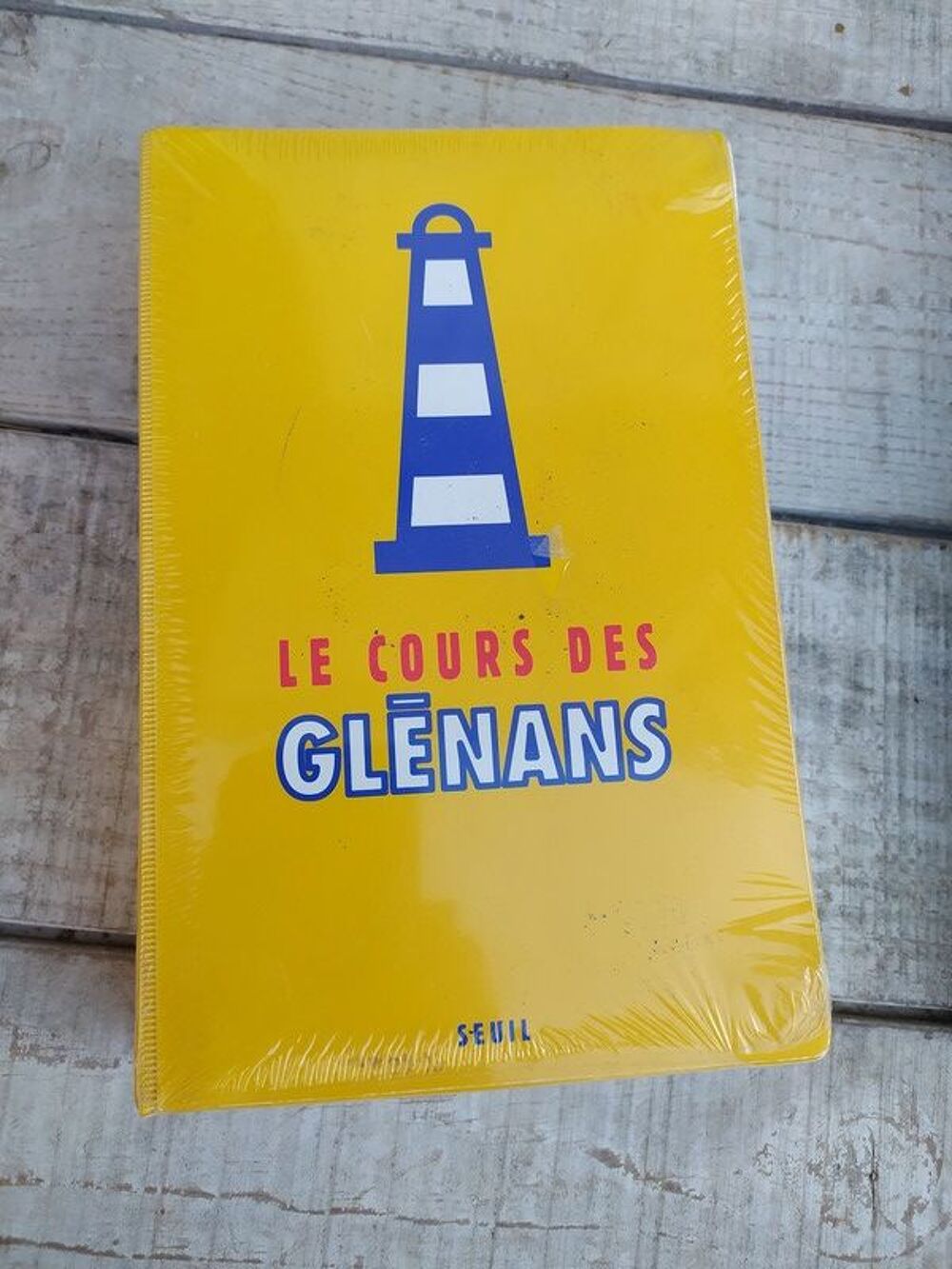 Livre Le Cours des Gl&eacute;nans
Livres et BD