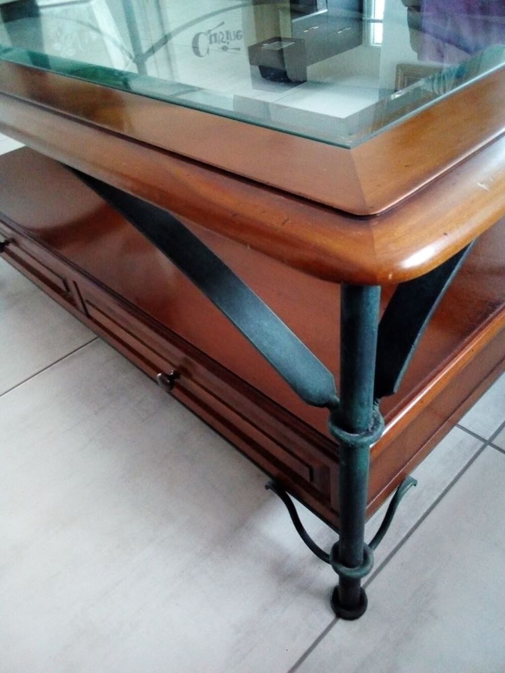 TABLE DE SALON MERISIER ET VERRE Meubles