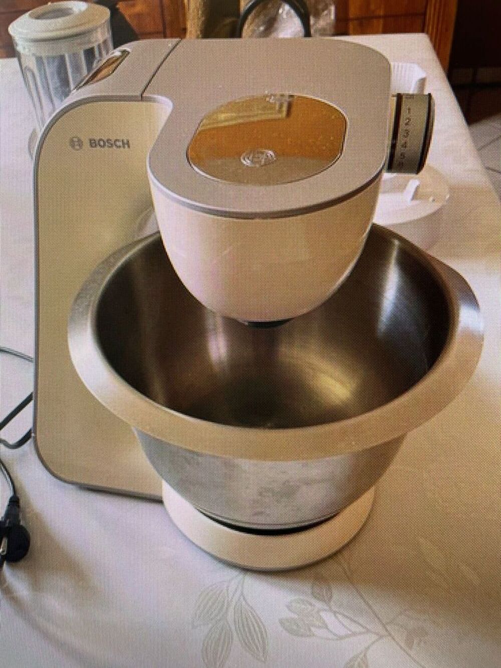 Robot culinaire BOCH MUM 5 s&eacute;rie 4 Cr&eacute;ation Line Electroménager