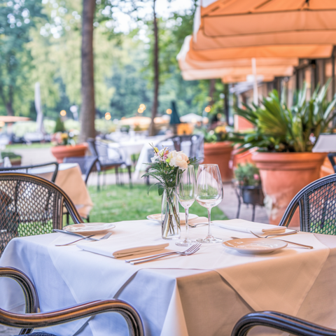 Restaurant avec espace événementiel 330000 