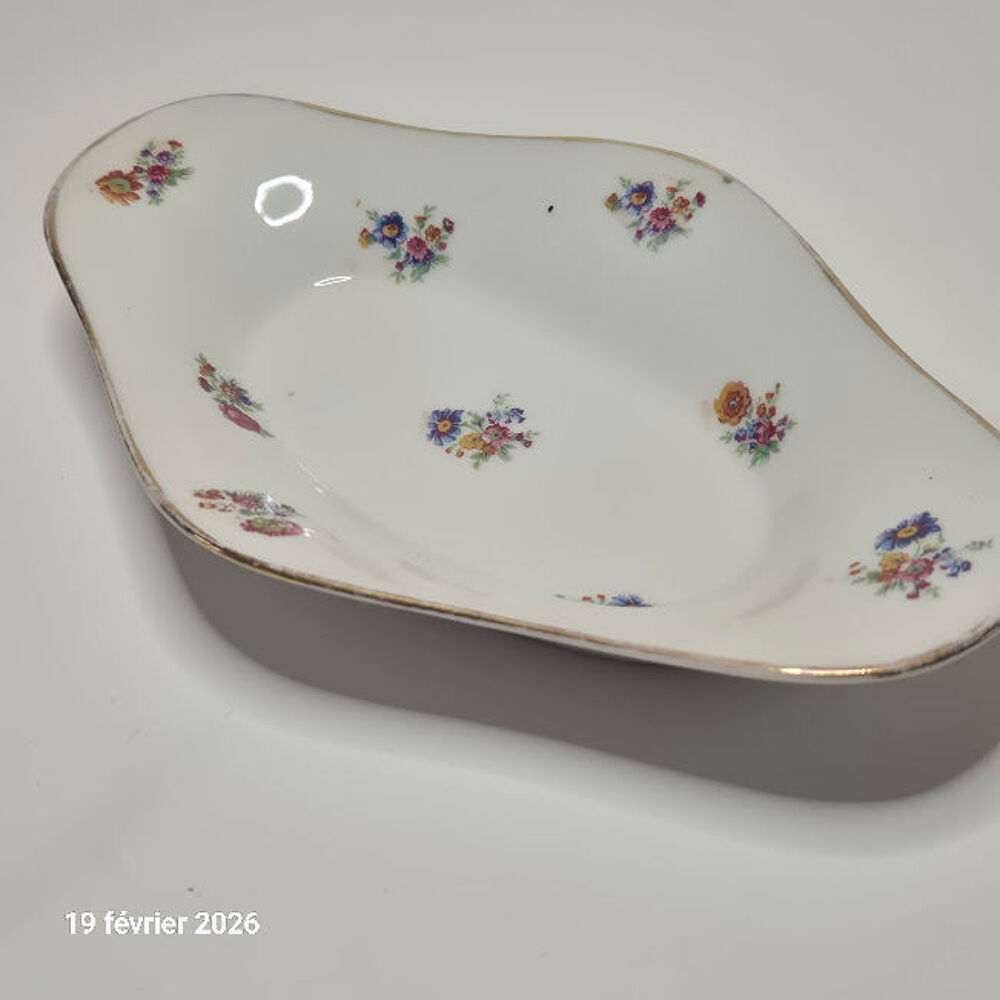 Vide poche, petit plat ovale en porcelaine blanche Décoration