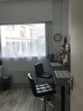  Appartement à louer 1 pièce 37 m²