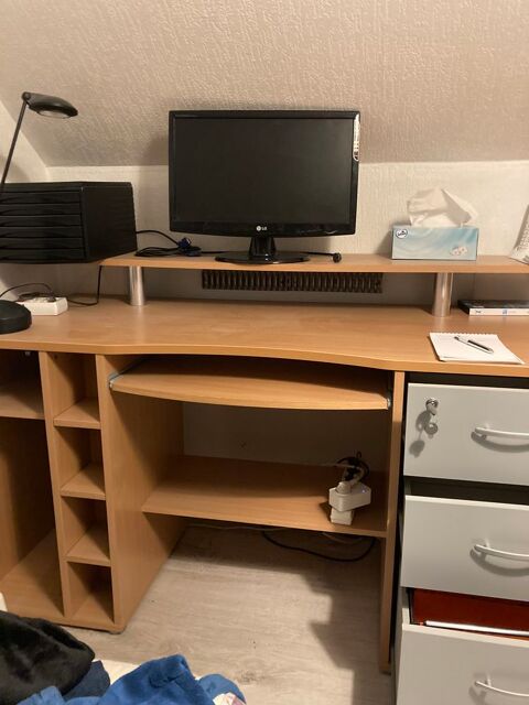 BUREAU  en TRS BON TAT 100 La Chapelle-sur-Erdre (44)