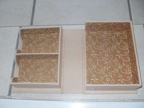 coffret pour jeux de cartes 12 Saint-Germain-au-Mont-d'Or (69)