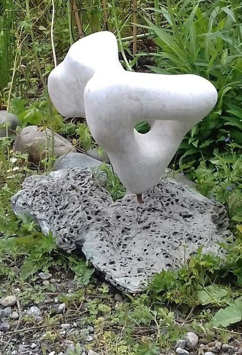 Sculpture en marbre de  Carrare 0 Puyoô (64)