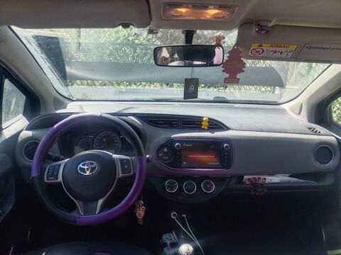 Toyota yaris essence