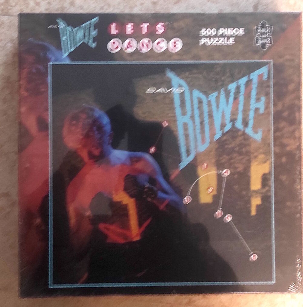 3 puzzles David Bowie
Jeux / jouets