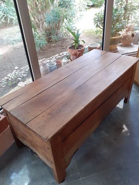 maie en chne 100 Hyres (83)