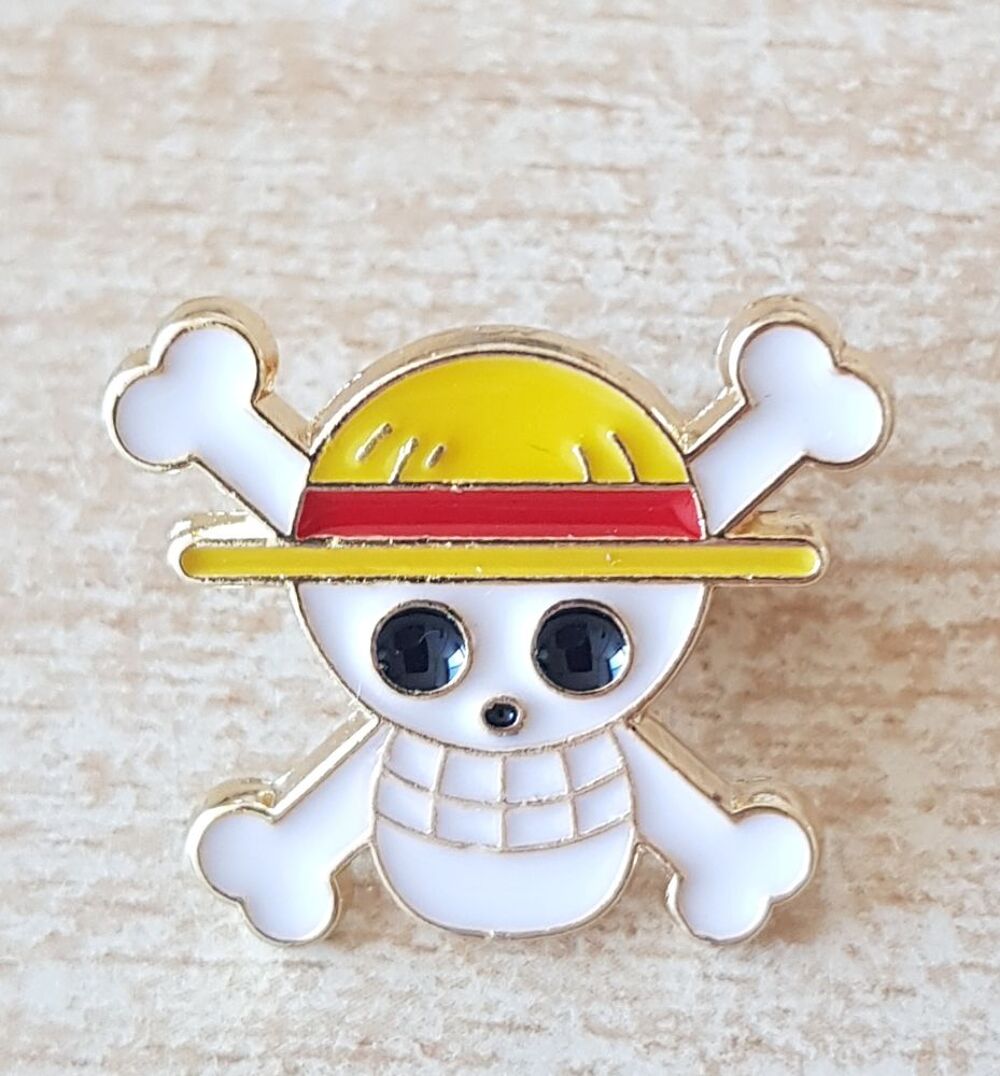 badge pins pin's broche manga logo t&egrave;te de mort one piece 