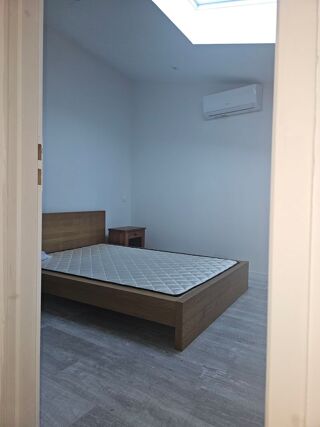  Immeuble à vendre 88 m² Manosque