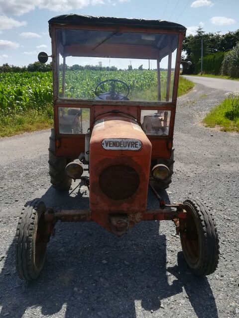 Tracteur Vendeuvre BoB500 de collection 1200 14240 Cahagnes