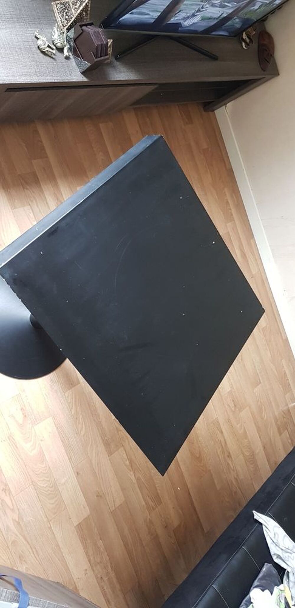 Table Miss Bal&ocirc; STARK KARTEL de couleur noire Meubles