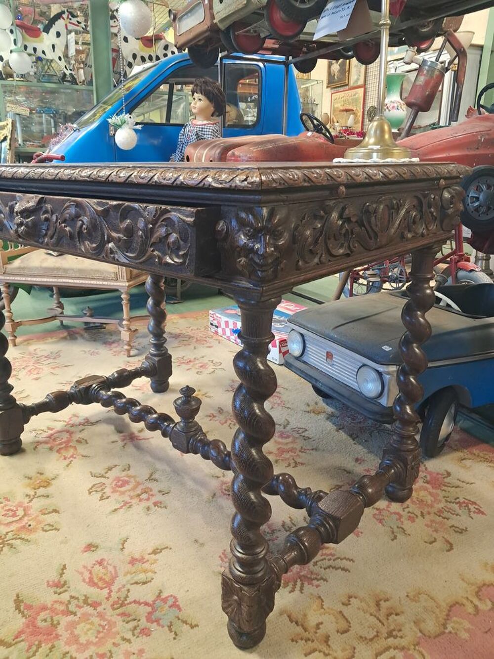 Bureau ancien en ch&ecirc;ne style Louis XIII Meubles