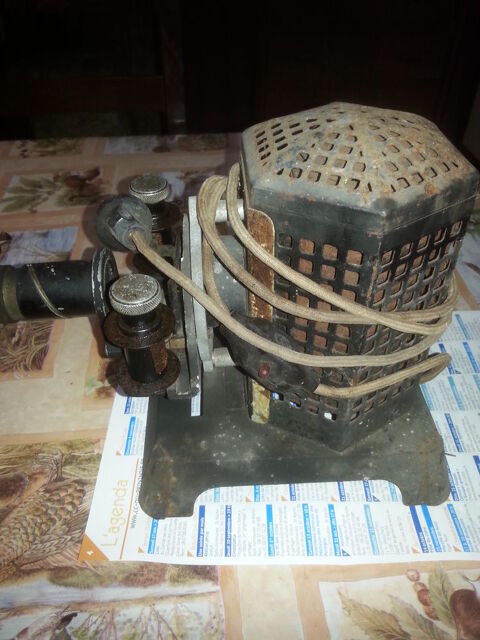 lanterne magique 120 Montceaux-l�s-Provins (77)