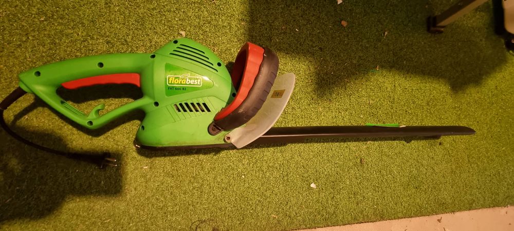 Taille haies &eacute;lectrique Jardin
