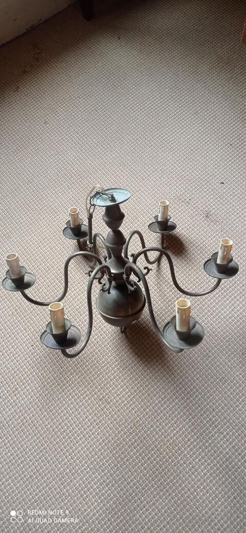 Lustre en m�tal 6 branches 10 Charleville-M�zi�res (08)