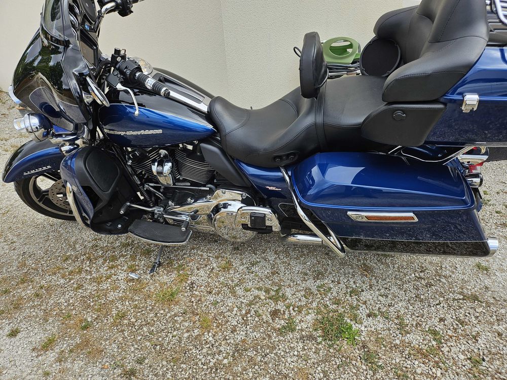 HARLEY-DAVIDSON 2022 occasion 17200 Royan
