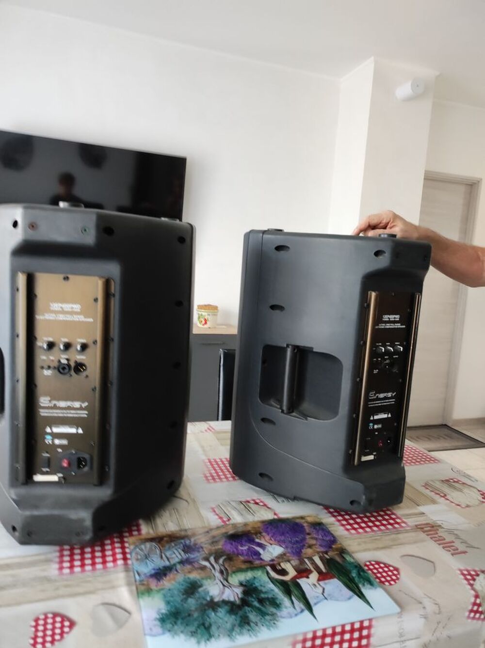 2 enceintes Energy 400W Audio et hifi