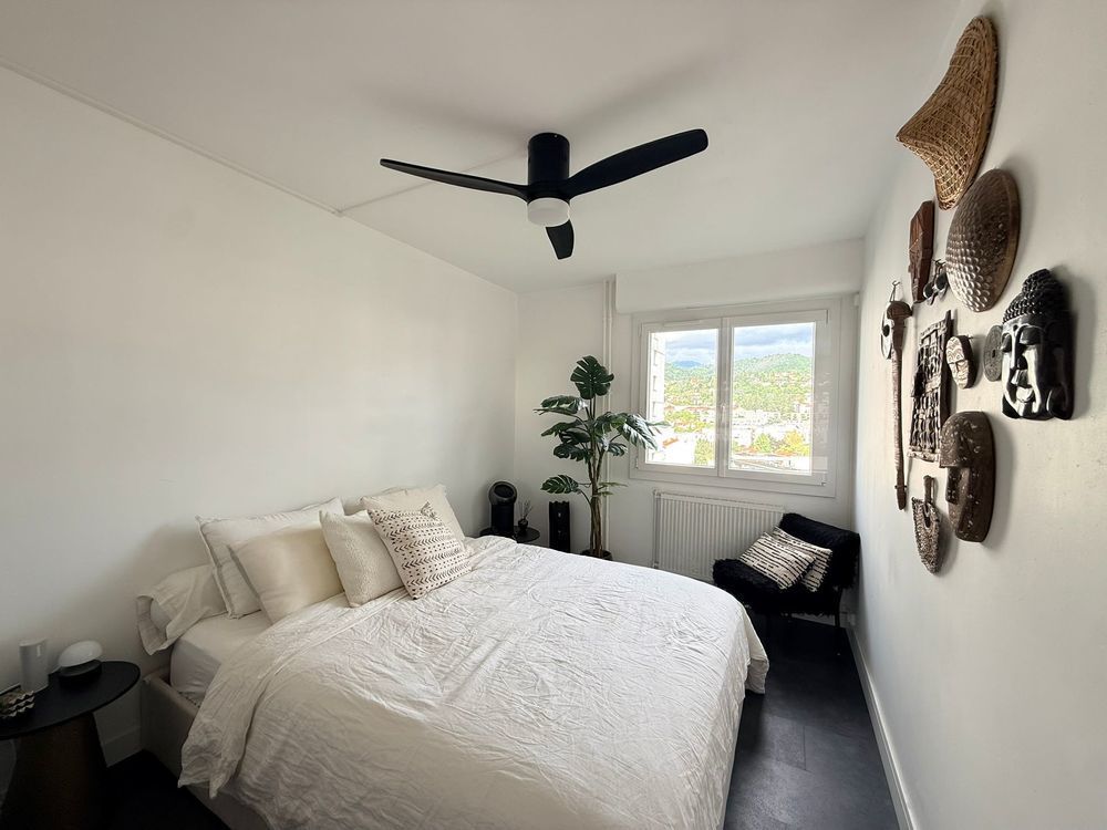 Vente Appartement Appartement T3 81m² lumineux avec parking couvert Clermont-ferrand