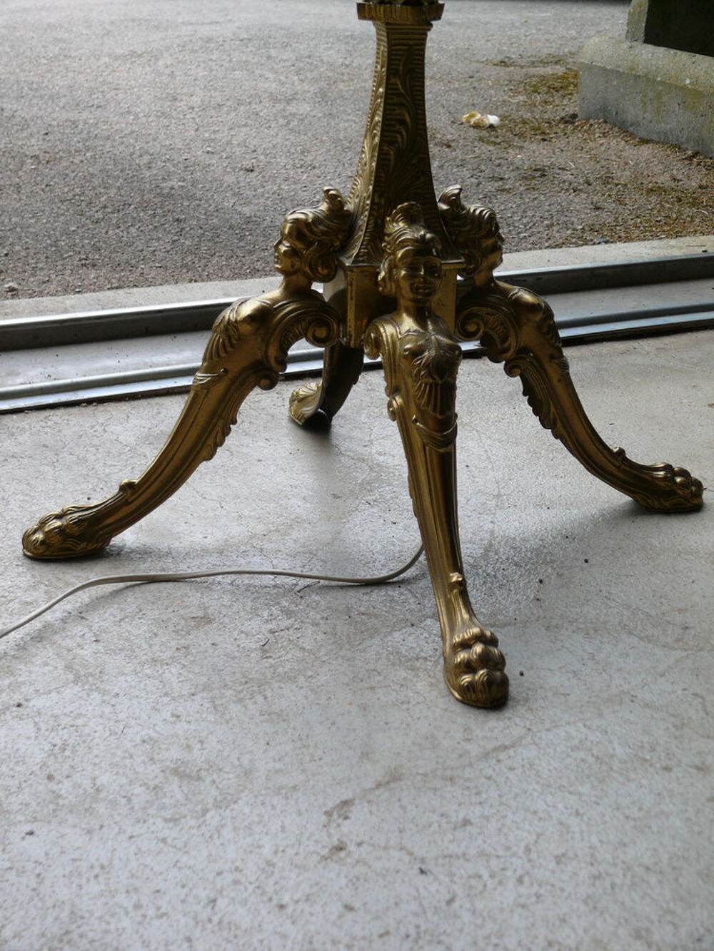 lampadaire avec colonne en marbre Décoration