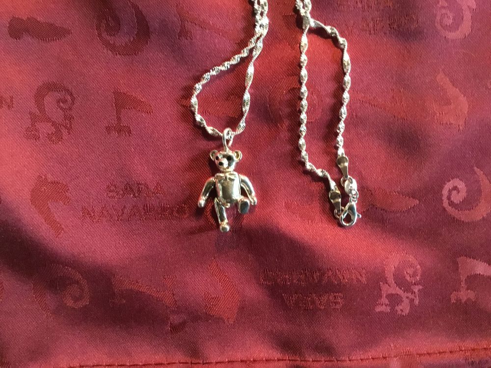 Collier en argent petit ours Bijoux et montres