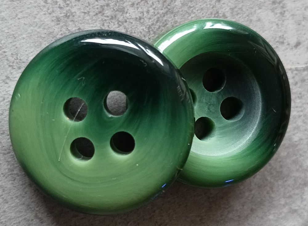 Lot de 16 Boutons "Vert Nature" (Carr&eacute;s &amp; Design) - LOT N&deg;22 Décoration