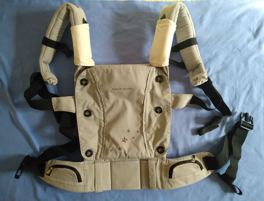 Porte b&eacute;b&eacute; ergonomique Puériculture