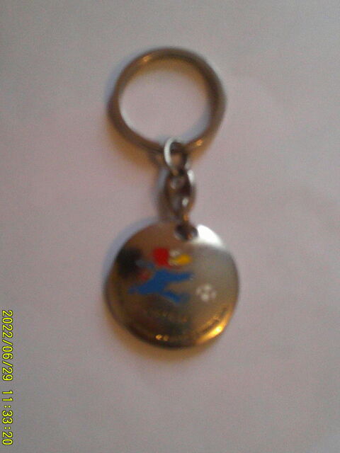 Porte  Clés  -  FRANCE . 98 Nontron (24)