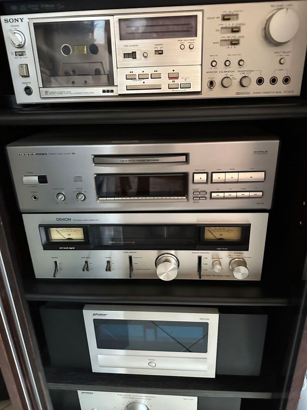 chaine hifi avec enceinte Audio et hifi