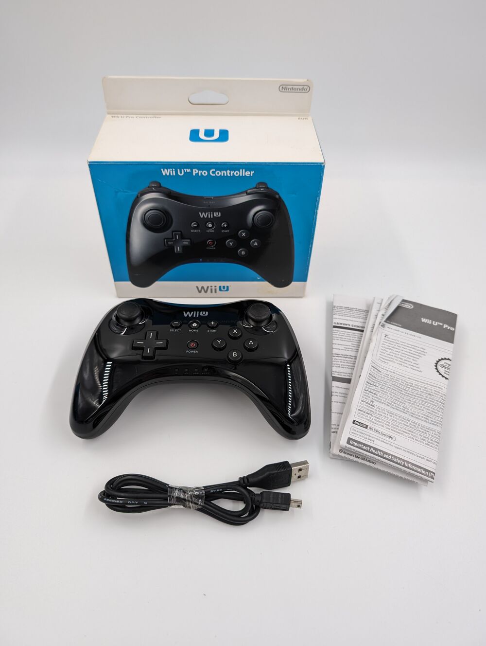Accessoire Manette Nintendo Wii U Pro Controller officielle Consoles et jeux vidéos