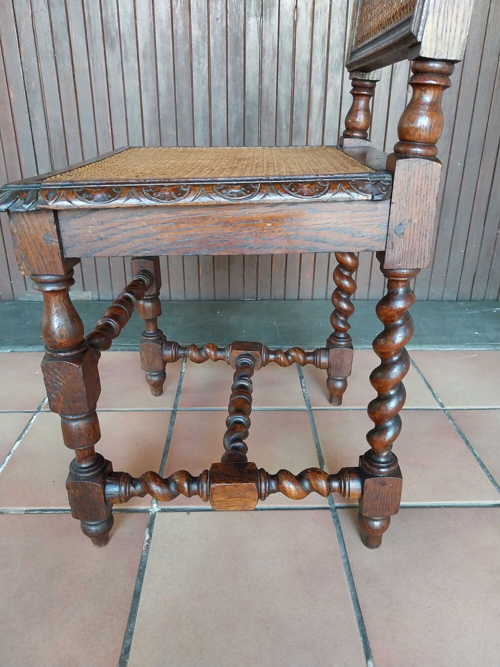 Chaise ancienne en bois Meubles