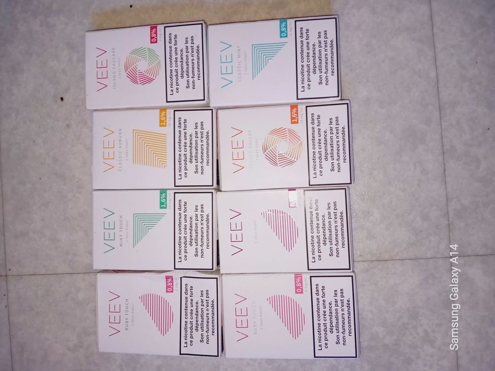 recharges pour cigarette &eacute;lectronique de la marque VEE 