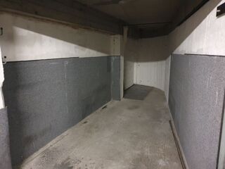  Parking / Garage � vendre 12 m� Nice