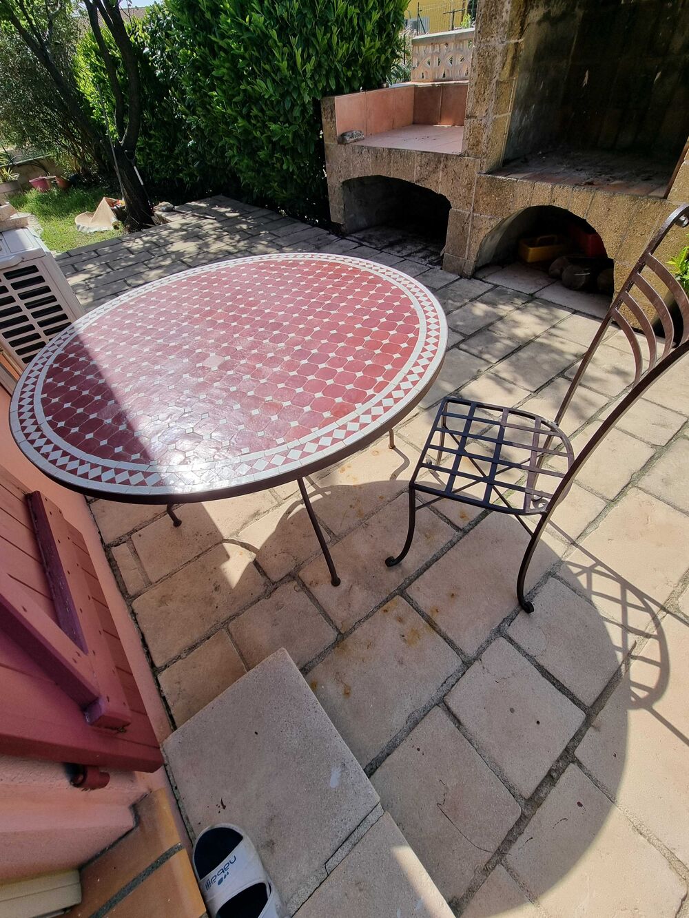 Table ronde 120 cm + 4 chaises en fer forge + plateau Meubles