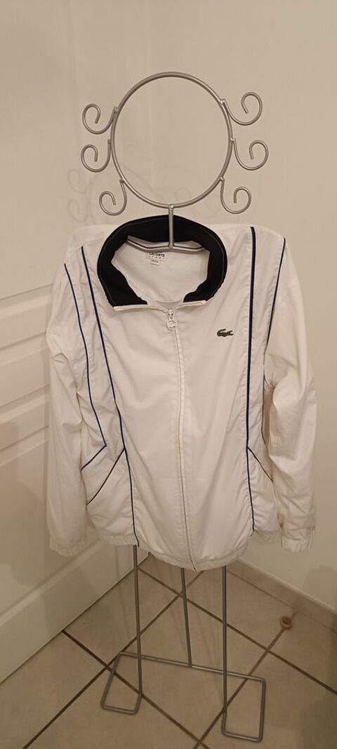 Belle Veste  Lacoste Lgre 45 Montalieu-Vercieu (38)