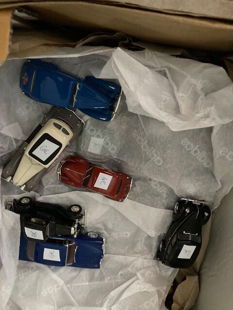  collection de petites voitures 0 Reims (51)