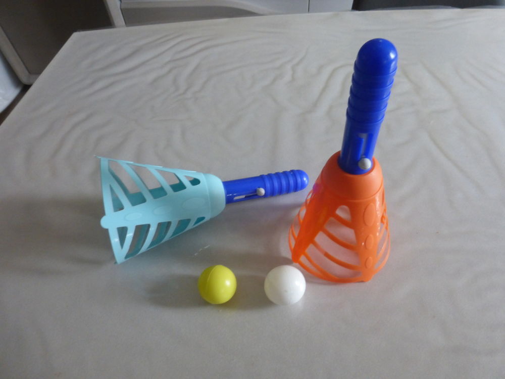 jeu d'adresse LANCE BALLE Jeux / jouets