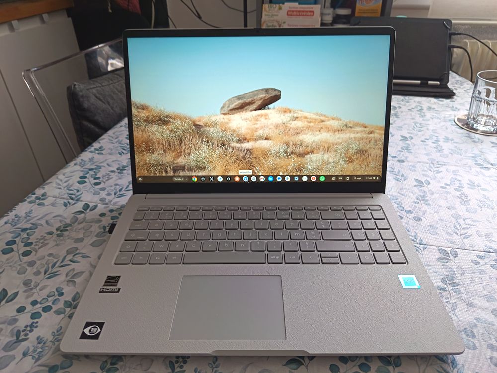 Chromebook AZUS 15 pouces Matériel informatique