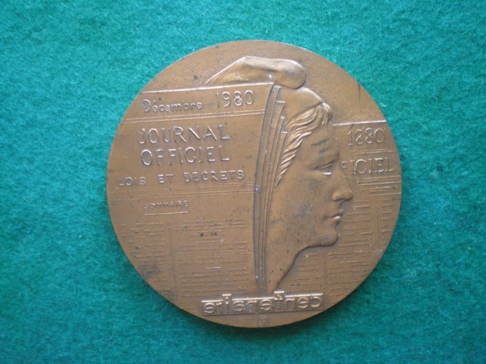 M&eacute;daille du Journal Officiel. 