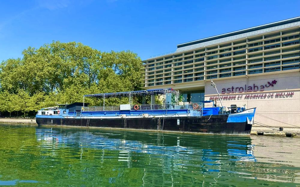 Bateau de travail 1962 occasion 77000 Melun