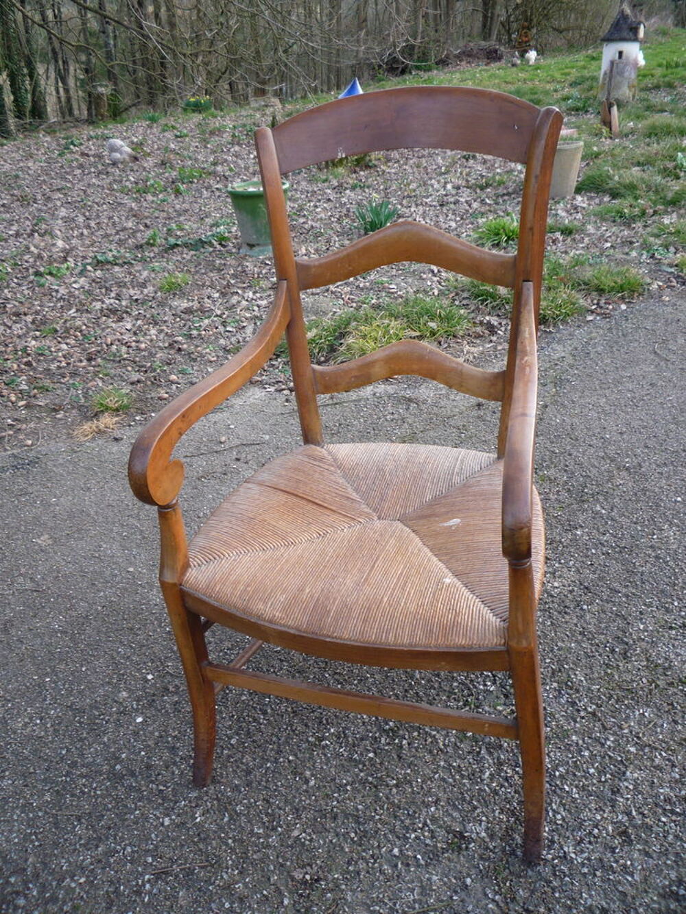 Fauteuil noyer &agrave; crosse (G) Meubles