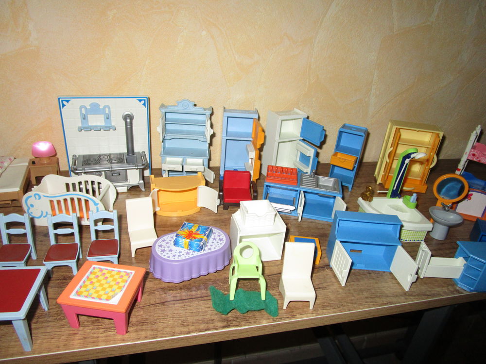MAISON PLAYMOBIL +DIVERS ACCESSOIRES MAISON Jeux / jouets