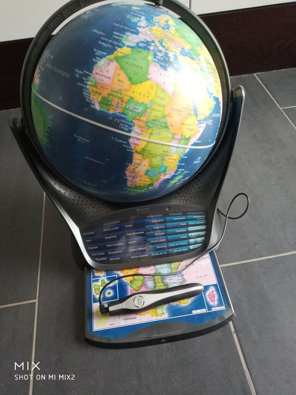 Mappe Monde interactive Oregon scientific.
Jeux / jouets