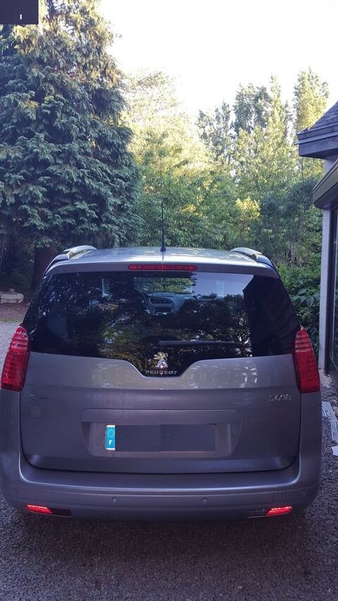 Peugeot 5008 1.6 BlueHDi 120ch S&S EAT6 Access Bu