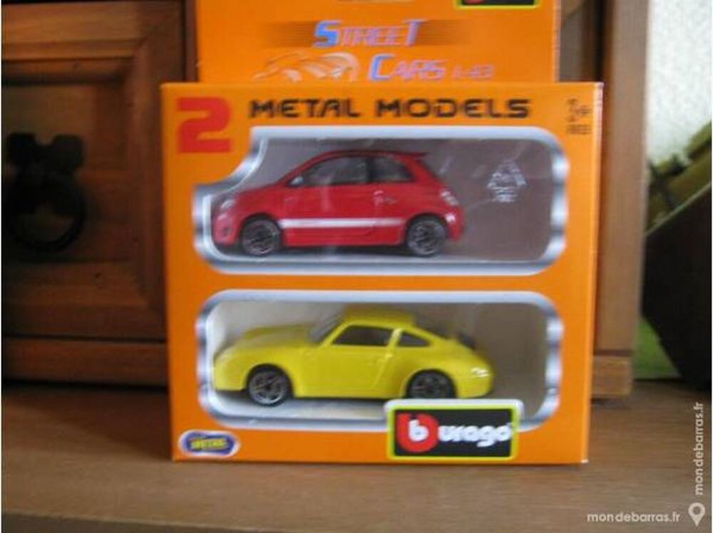 Arbath 500 rouge + Porche carrera 911 Jeux / jouets