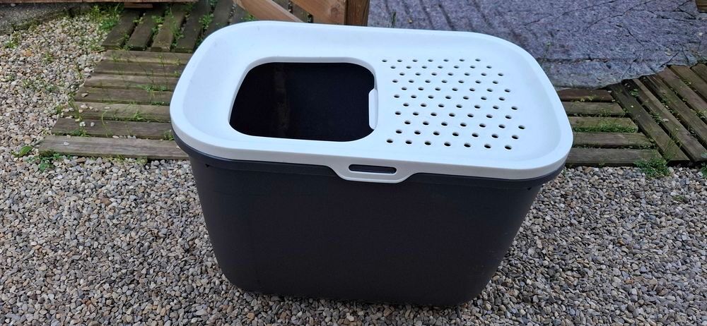 Bac litiere pour grand chat. Jardin