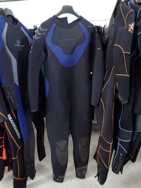 1 monopi�ce SCUBAPRO Everflex5  NEUVE 5mm  taille XXL 56  H 160 Tours (37)