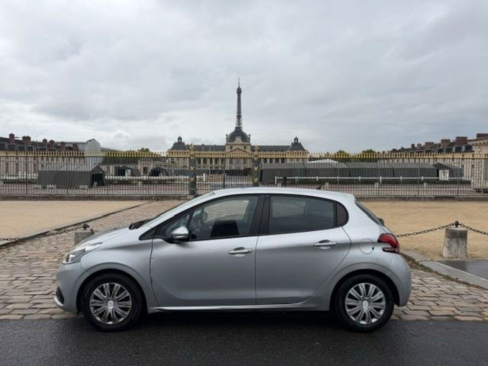 208 1.6 BlueHDi 75ch BVM5 Active 2015 occasion 75017 Paris